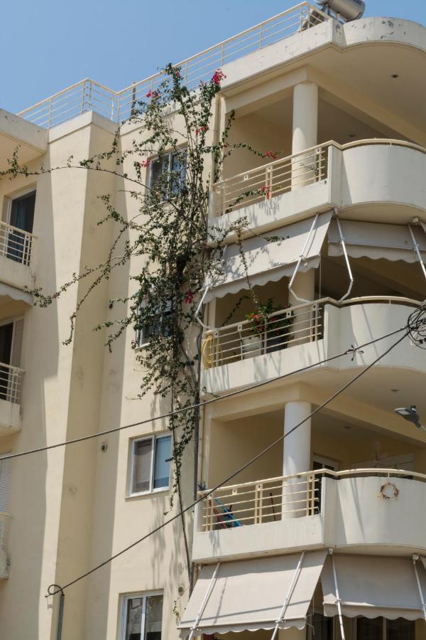 Nora'S Home Kalamata Luaran gambar